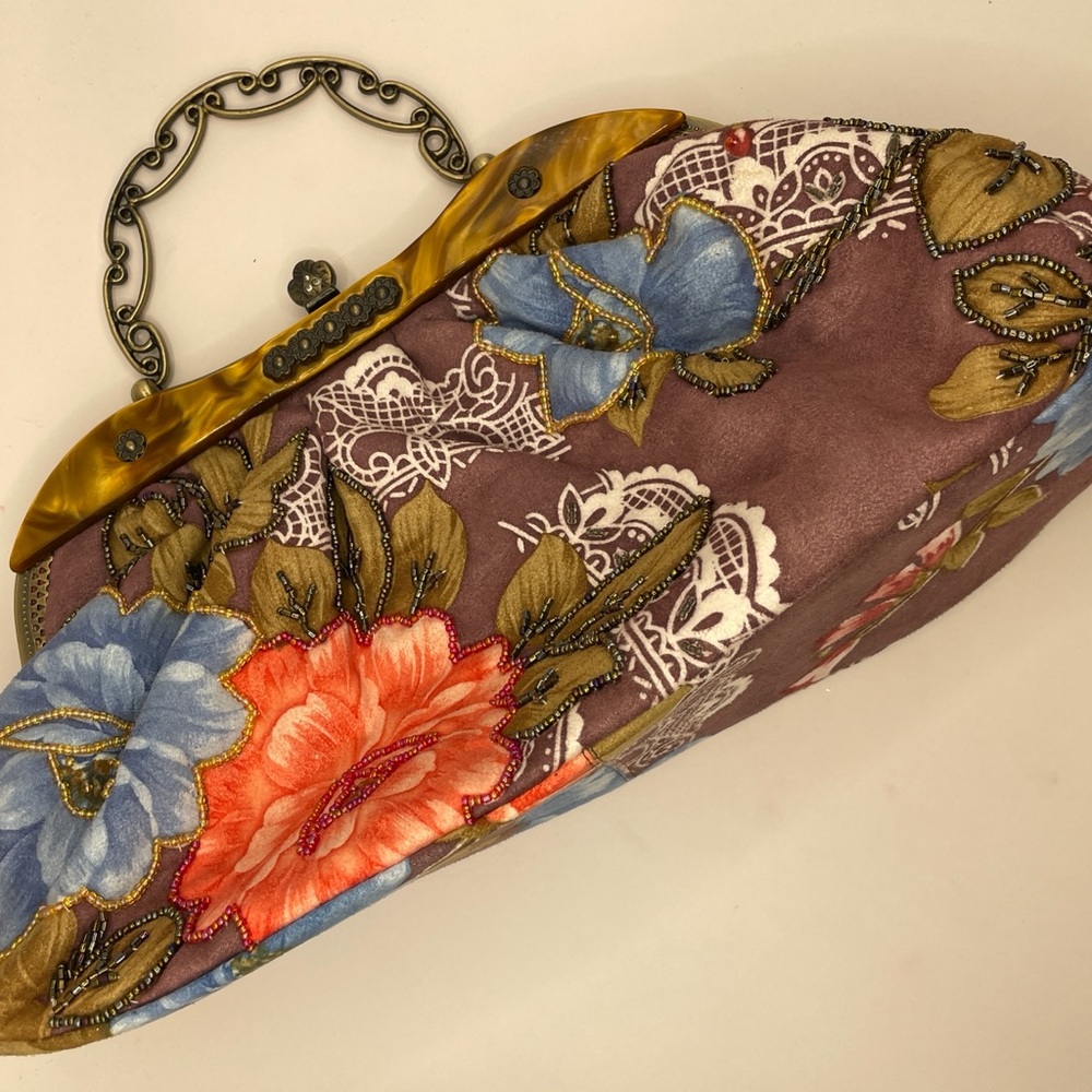 Victorian Style Beaded Purse- Detachable Crossbody chain/ Handle- 12.5x4x6